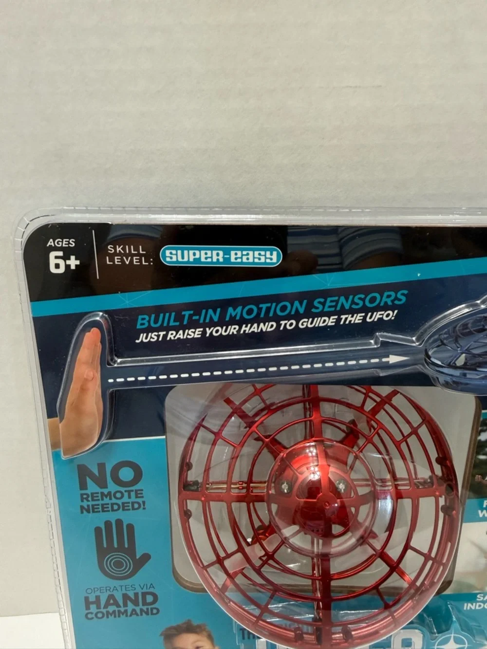 Hover Star Motion-Controlled UFO Toy - Red